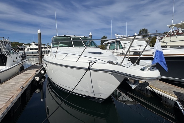 2008 Tiara Yachts 39