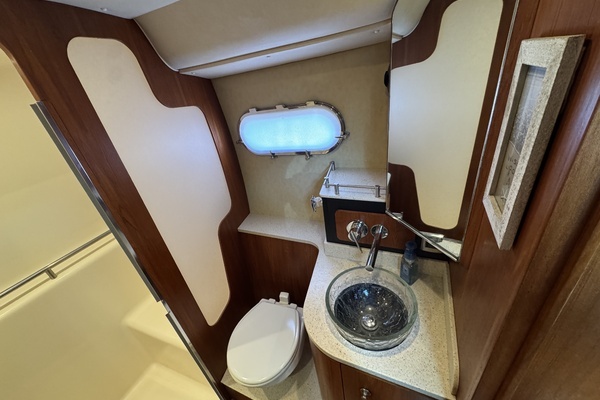 2008 Tiara Yachts 39