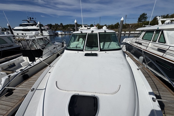 2008 Tiara Yachts 39