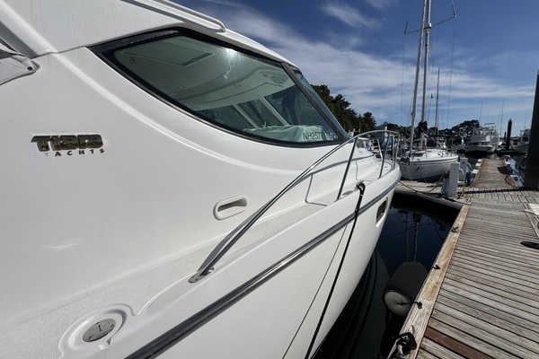2008 Tiara Yachts 39