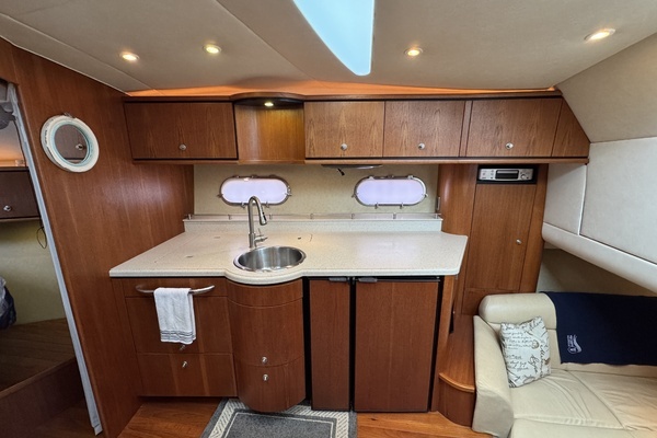 2008 Tiara Yachts 39