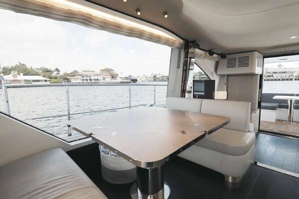 Azimut 60 FLY Yacht For Sale