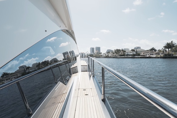 60ft Azimut Yacht For Sale