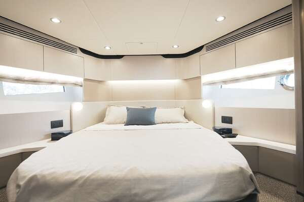 Azimut 60 FLY Yacht For Sale