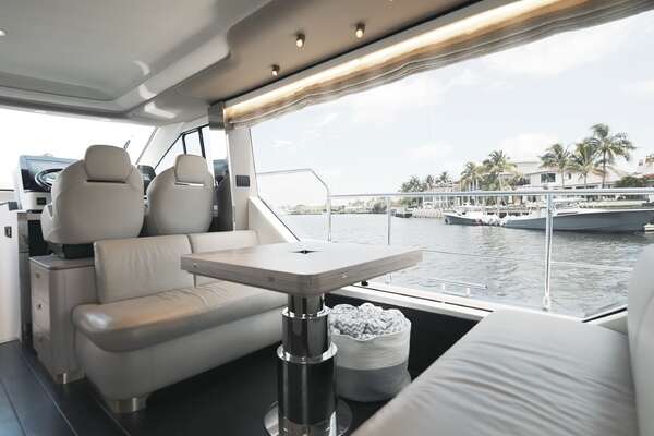 Azimut 60 FLY Yacht For Sale