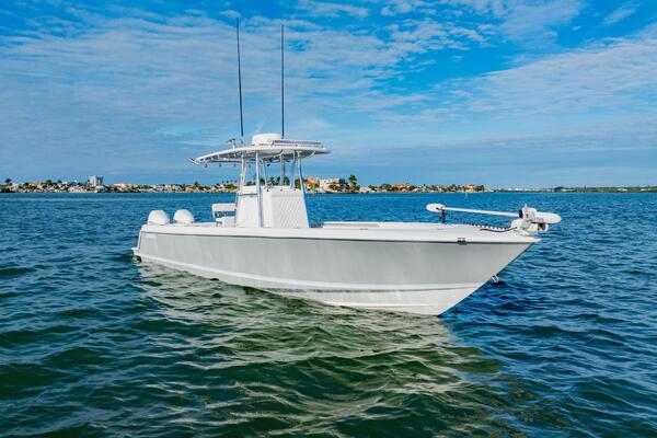 32ft Contender Yacht For Sale