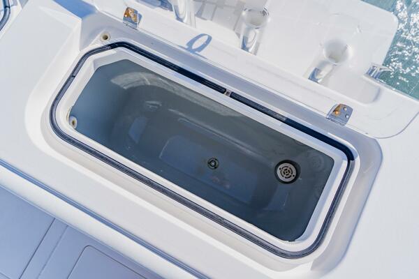 32ft Contender Yacht For Sale