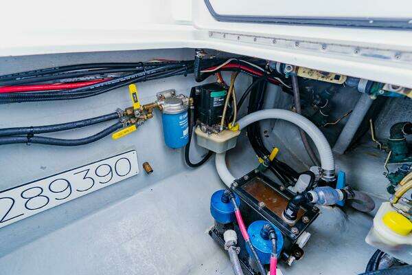 Contender ST Yacht For Sale