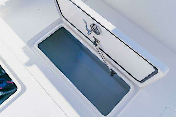 Contender ST Yacht For Sale