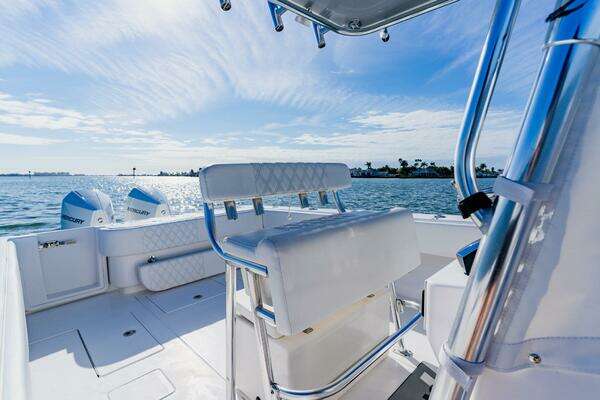 Contender ST Yacht For Sale