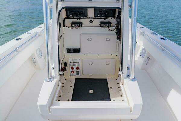 Contender ST Yacht For Sale