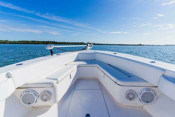 Contender ST Yacht For Sale