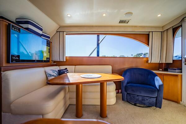 Business 42ft Post Yacht For Sale