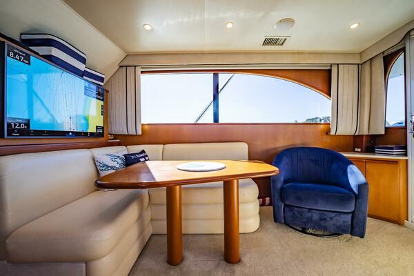 Business 42ft Post Yacht For Sale