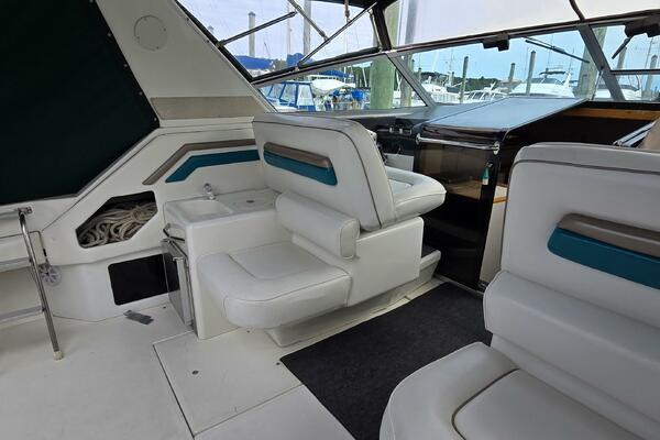 40ft Sea Ray Yacht For Sale
