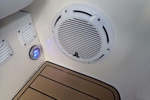 Talkn Trash 34ft Sea Ray Yacht For Sale