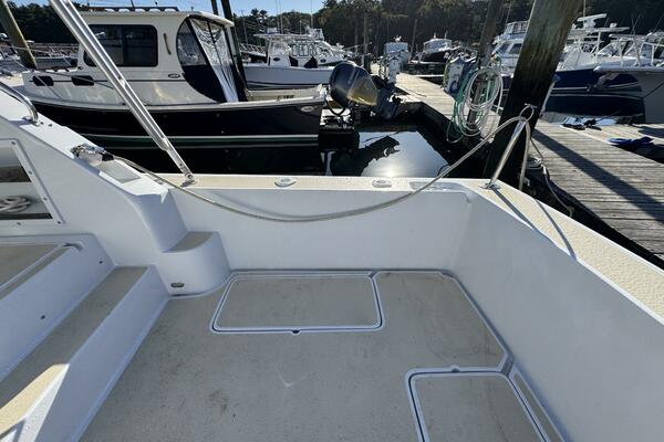 29ft Luhrs Yacht For Sale