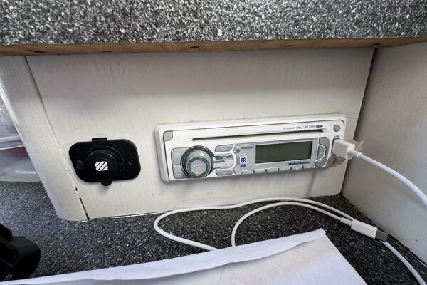 29ft Luhrs Yacht For Sale