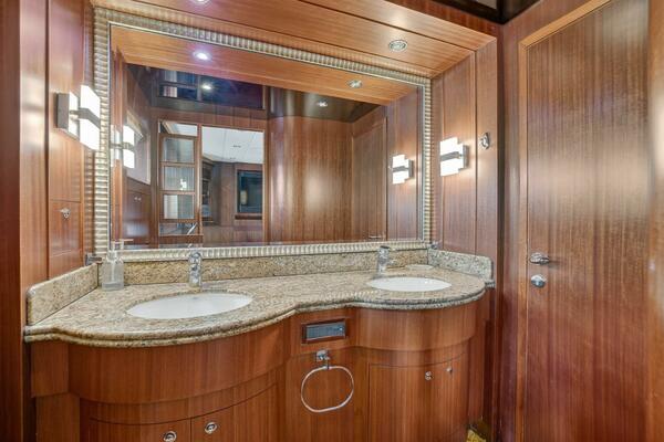 ARLENE 76ft Horizon Yacht For Sale