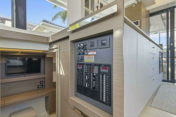 Leopard 46 PC Yacht For Sale