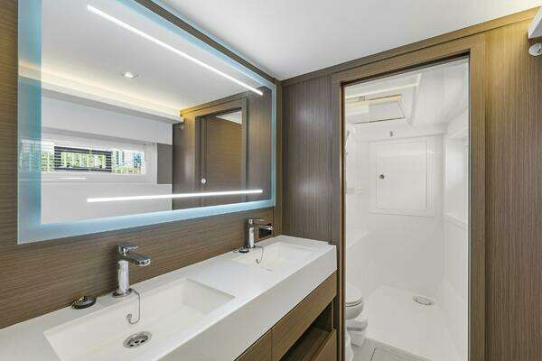 Leopard 46 PC Yacht For Sale