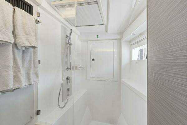 Leopard 46 PC Yacht For Sale