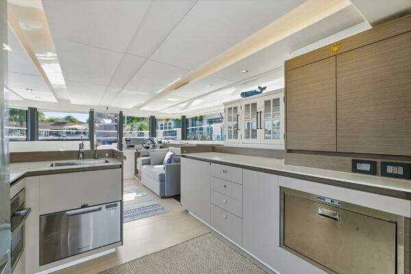 Leopard 46 PC Yacht For Sale