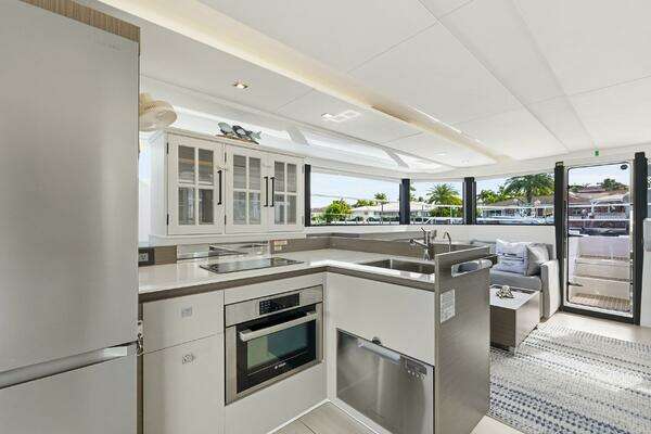 Leopard 46 PC Yacht For Sale