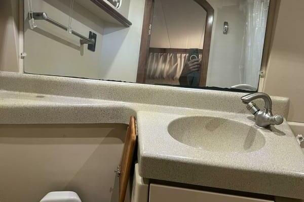 37ft Cruisers Yachts Yacht For Sale