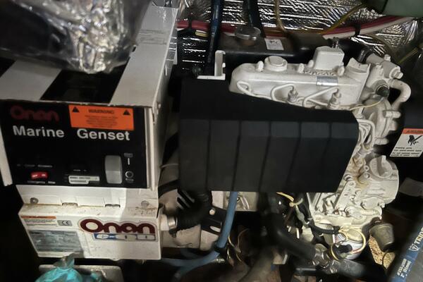 37ft Cruisers Yachts Yacht For Sale