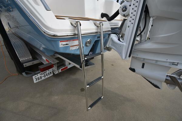 2023 Pathfinder 2700 Open