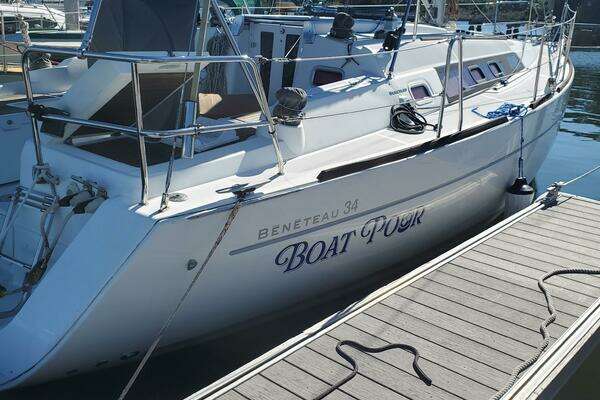 Photo of the 2011 Beneteau Oceanis 34 "Boat Pour"