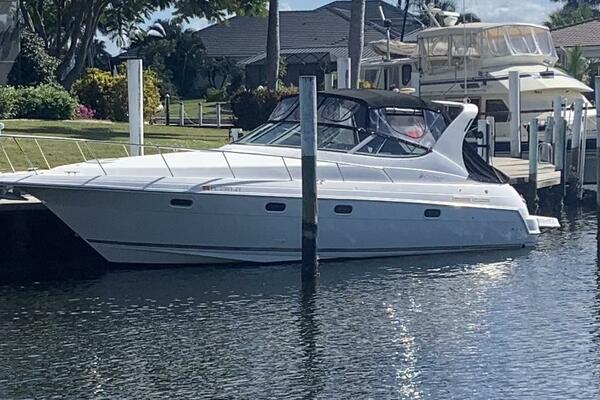33ft Cruisers Yachts Yacht For Sale