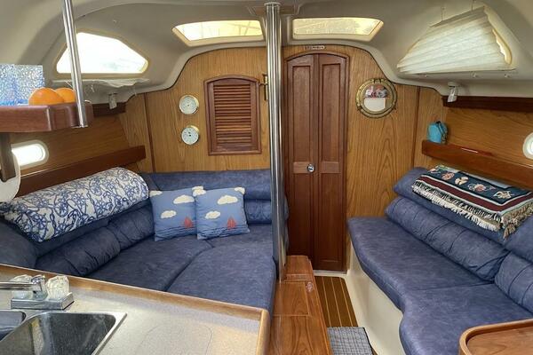 No Problem II 34ft Hunter Yacht For Sale