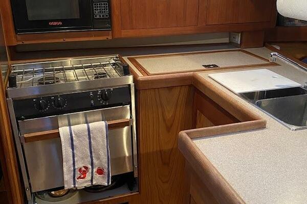 No Problem II 34ft Hunter Yacht For Sale