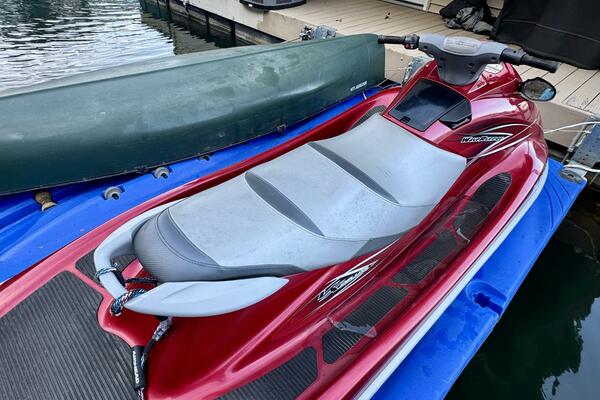 11ft Yamaha WaveRunner Yacht For Sale