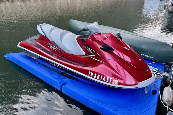 11ft Yamaha WaveRunner Yacht For Sale