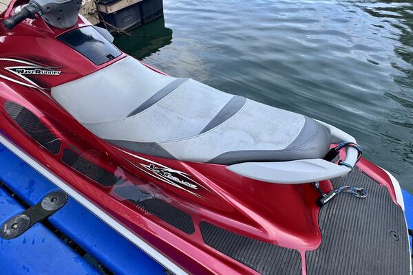 11ft Yamaha WaveRunner Yacht For Sale