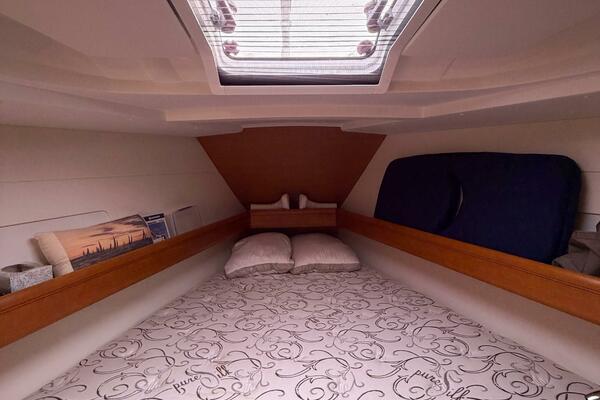 TAKE FIVE 41ft Jeanneau Yacht For Sale