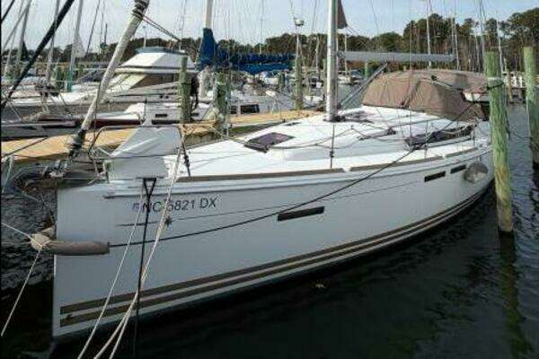 Photo of the 2013 Jeanneau Sun Odyssey 409 "TAKE FIVE"