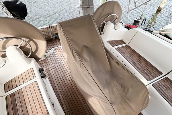 TAKE FIVE 41ft Jeanneau Yacht For Sale