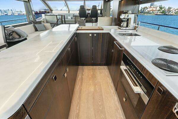 Sunseeker 76 Yacht Yacht For Sale