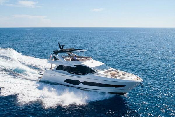 2024 Sunseeker 76 Yacht