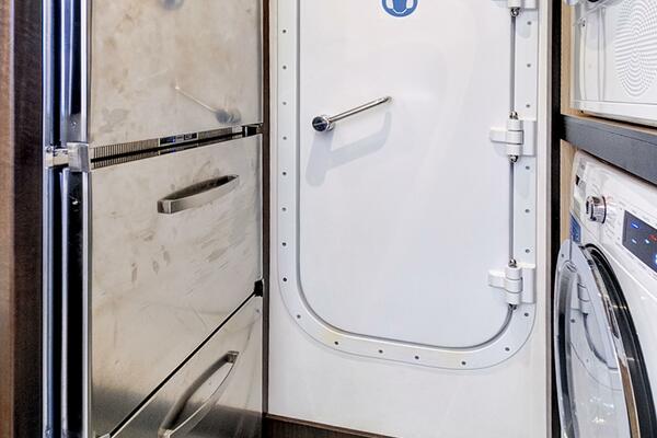 Misty K 76ft Sunseeker Yacht For Sale