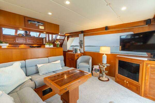 2005 Offshore Yachts 54