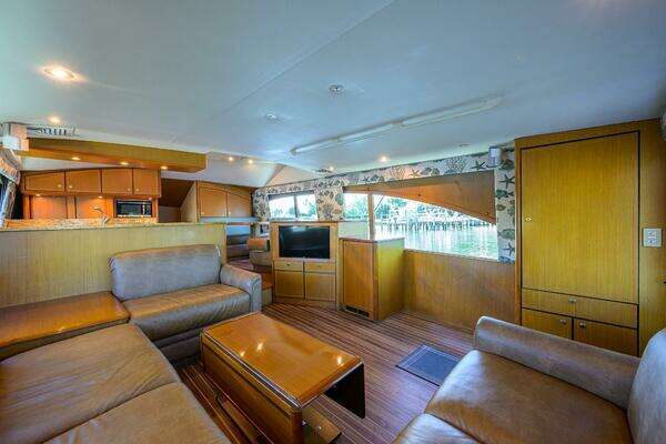 Ocean Yachts 57 Super Sport Yacht For Sale