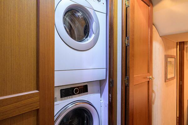 HOOK EM DANO 57ft Ocean Yachts Yacht For Sale