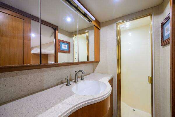 Ocean Yachts 57 Super Sport Yacht For Sale