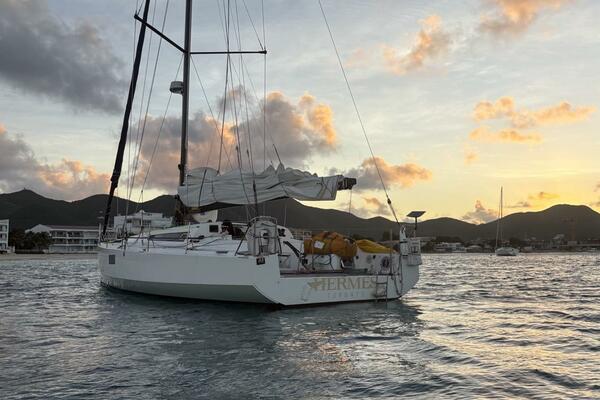 Hermes 40ft Pogo Yacht For Sale