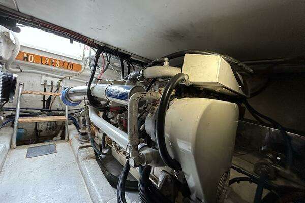 Riviera 34 Convertible Yacht For Sale